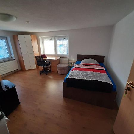 Biberach-Riss-Zimmer-frei, Monteurszimmer Birkenhard Exterior foto