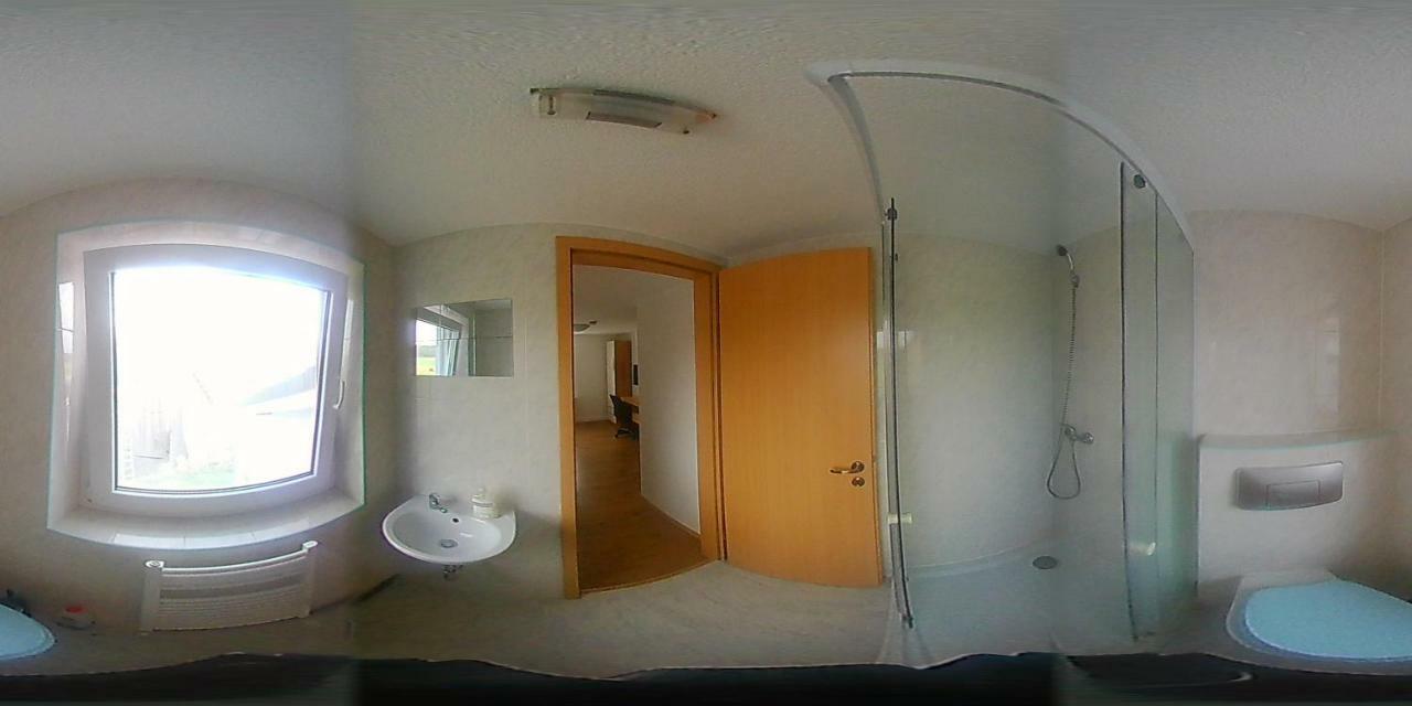 Biberach-Riss-Zimmer-frei, Monteurszimmer Birkenhard Exterior foto