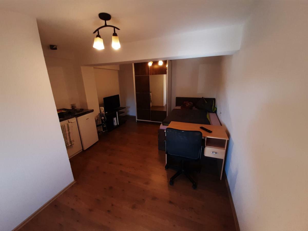 Biberach-Riss-Zimmer-frei, Monteurszimmer Birkenhard Exterior foto